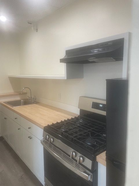 1st image of 485 Cumberland Ave #9