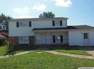 2704 Hillsboro Rd SW, Huntsville, AL 35805