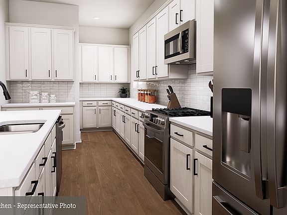 The El Paso - Kitchen