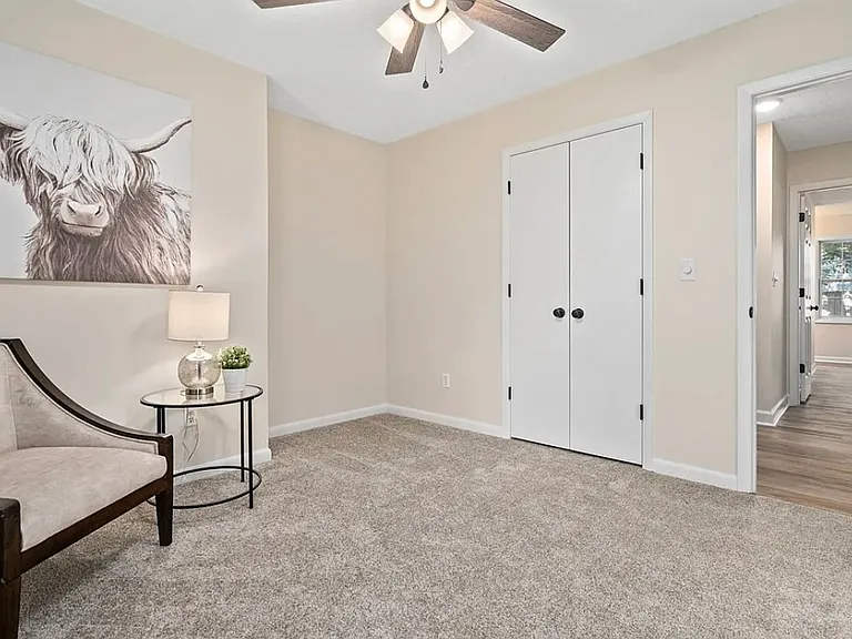 7028 Calamar Dr — Photo 15