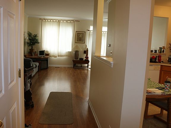 2nd image of 74 Pimlico Ct