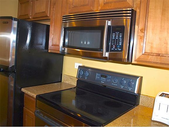 5th image of 400 S Lafayette St APT 705