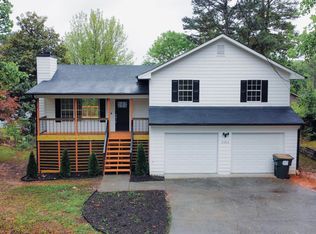 1161 Riverside Rd, Sugar Hill, GA 30518