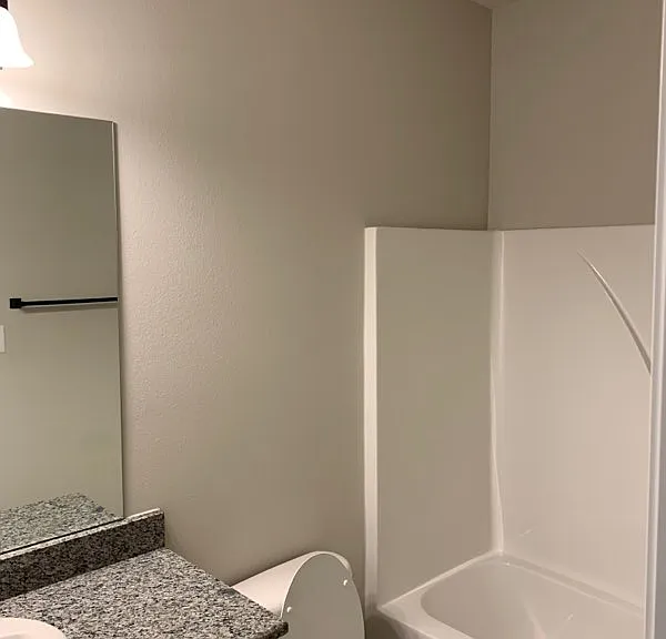 39051 Fairfield Dr — Photo 9