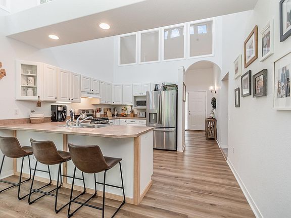 5th image of 1311 Beechwood Dr #1