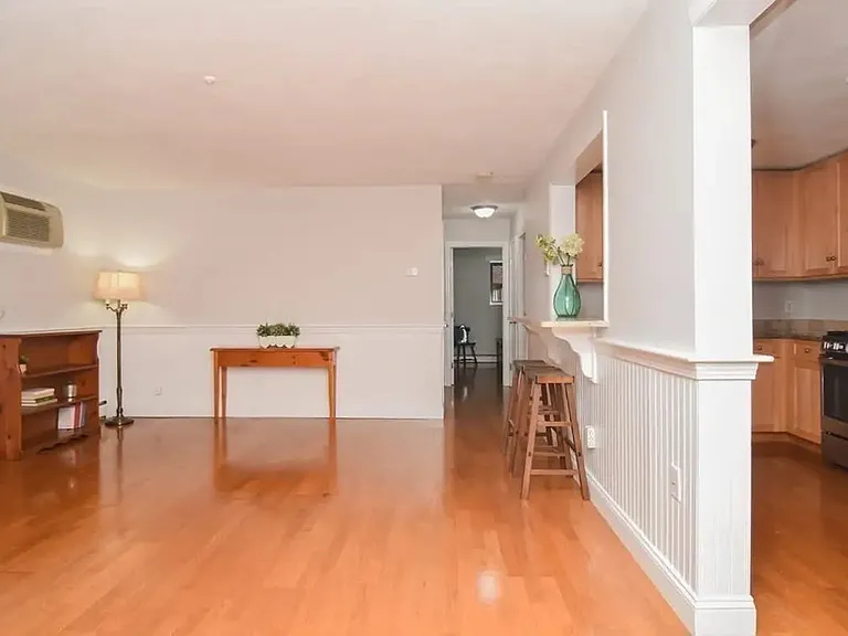 50 Colonial Dr #2 — Photo 3
