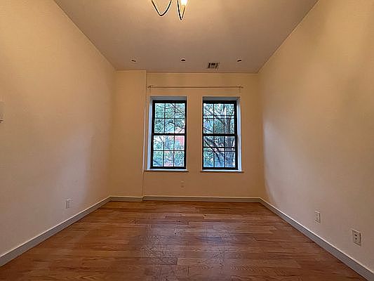 3rd image of 690 Prospect Pl #3A