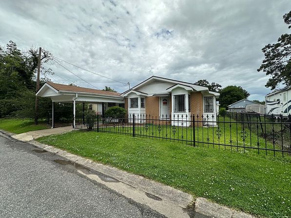 514 Emmett St E