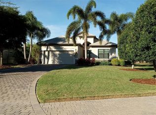 8045 Rio Bella Pl, University Park, FL 34201