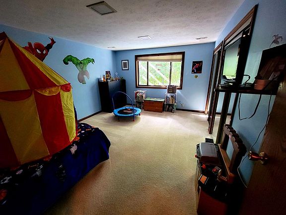 3rd image of 5550 Red Oak Ct