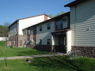 717 W 5th St, Graceville, MN 56240