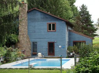 2059 Bunner Ridge Rd, Fairmont, WV 26554