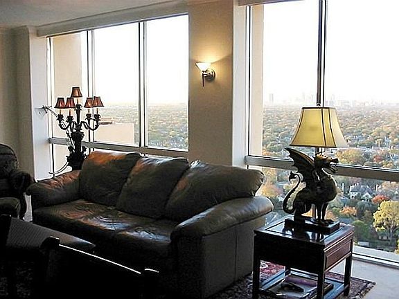 2nd image of 6211 W Northwest Hwy APT 2907