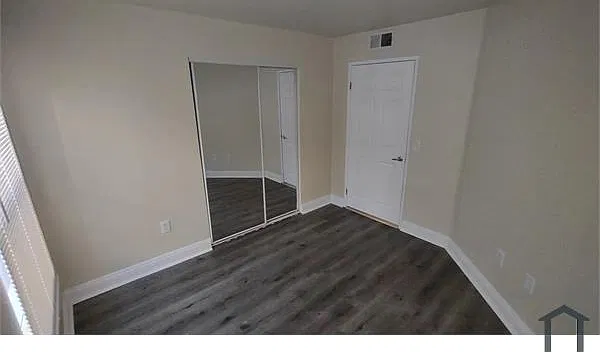 3 bed, 1100 sqft, $1,950 — Photo 3