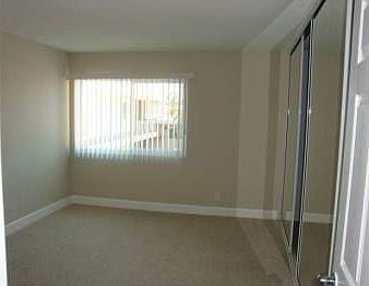 4th image of 205 W Cypress St
