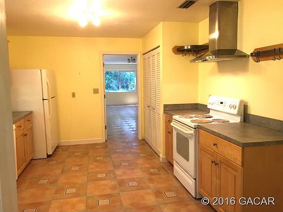5th image of 3300 NW 29th Ter