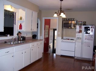 529 S Cottage Grove Ave, Princeville, IL 61559