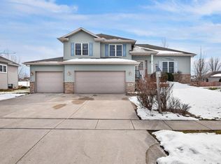 702 Avalon Rd, Columbus, WI 53925