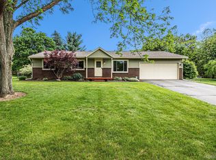 1309 S Alstott Dr, Howell, MI