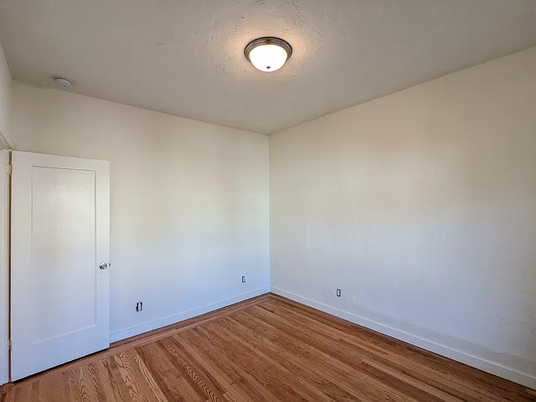 2423 Blake Street — Photo 41