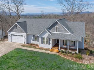 11 Briar Ridge Dr, Fairview, NC 28730