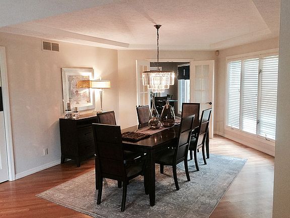 3rd image of 1796 Deer Hill Dr