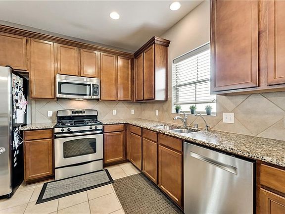 3rd image of 8609 Pilar Way