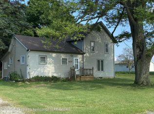 407 S Woodhull Rd, Laingsburg, MI 48848