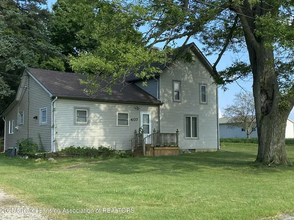 407 S Woodhull Rd, Laingsburg, MI 48848