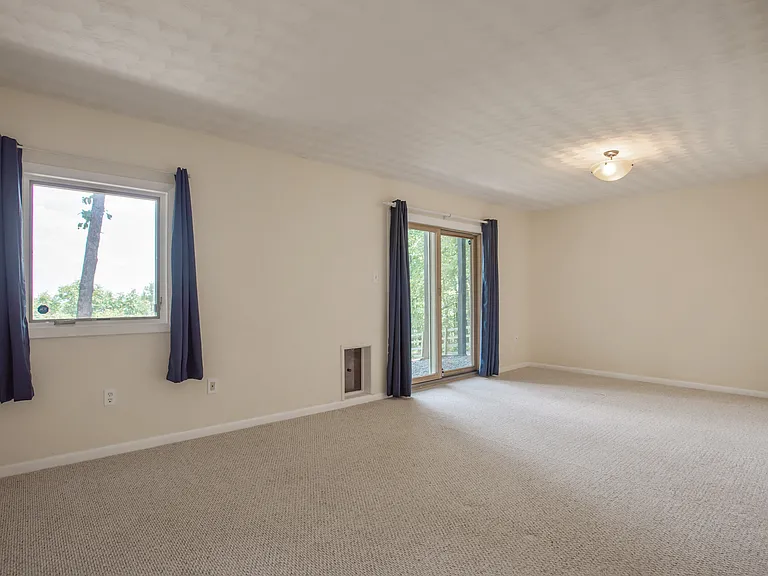 1619 Summit Dr — Photo 29