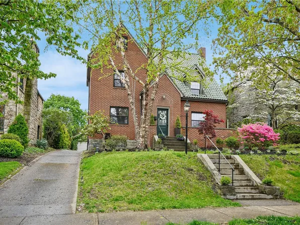 251 Outlook Dr, Pittsburgh, PA 15228