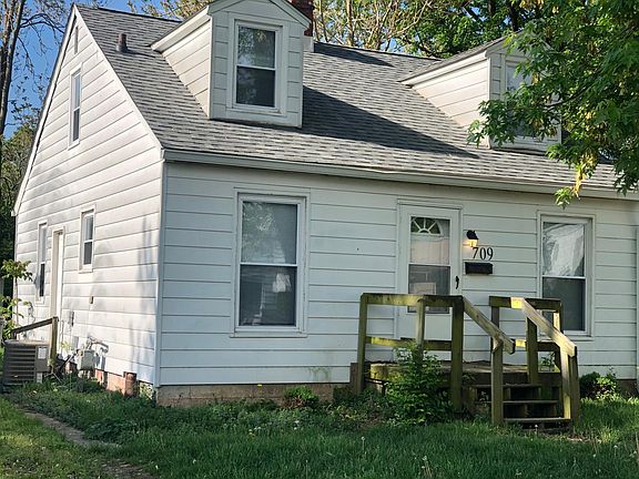 2nd image of 709 E Gimber St