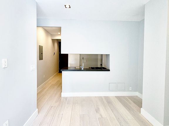 2nd image of 195 Stanton St APT 3D1