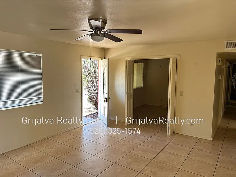 8541 E Desert Palm St — Photo 2