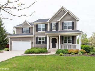 436 W Amberside Dr, Elgin, IL 60124