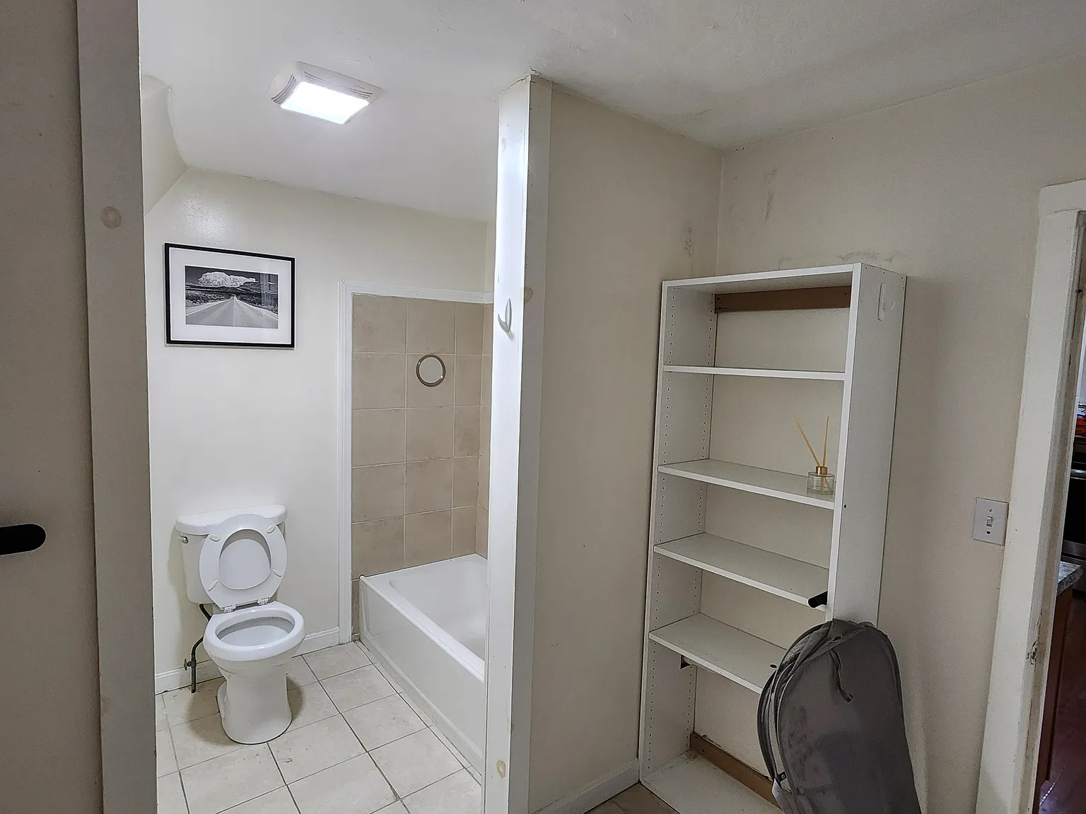 2 bed, 950 sqft, $1,750 — Photo 3