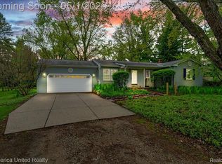 48901 Hanford Rd, Canton, MI 48187