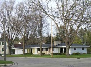 204 Fairview Way, Shawano, WI 54166