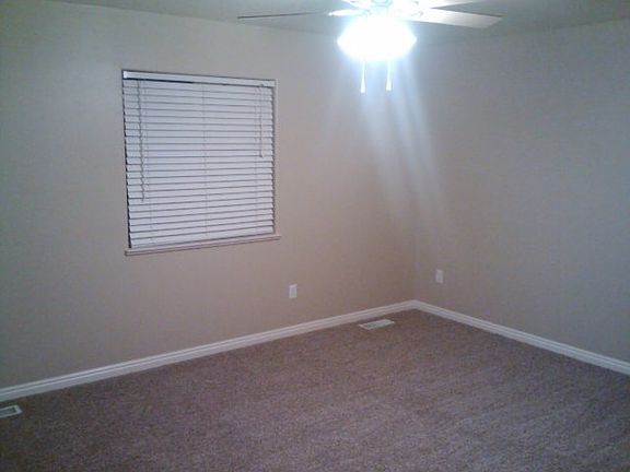 5th image of 2933 N Bliss Dr