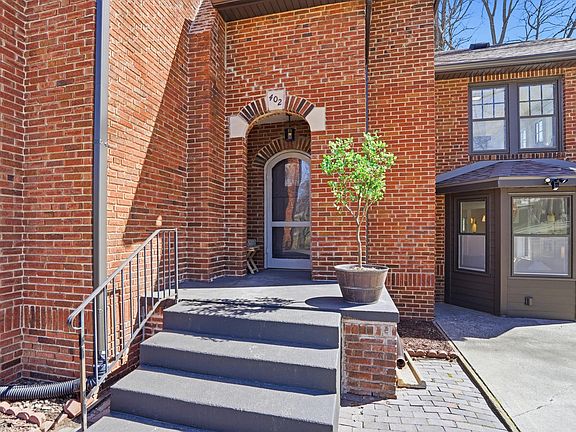 2nd image of 402 Thilly Ave