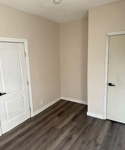 1144 Blake Ave #2 — Photo 4
