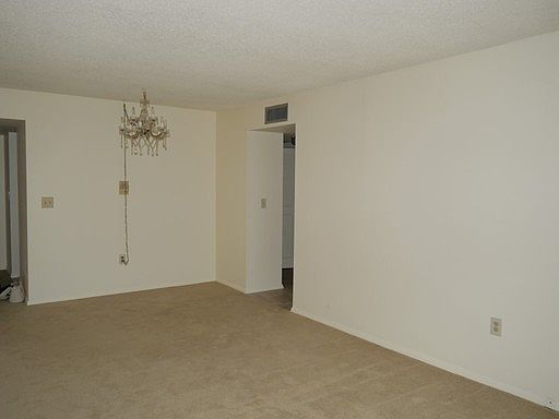 3rd image of 317 34th Ave N APT 208