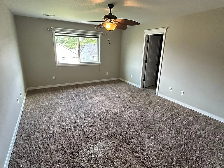 407 Dreas Way — Photo 8