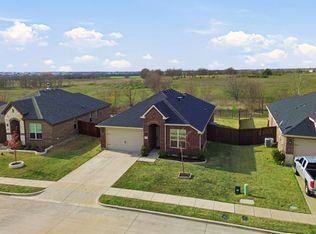 3912 Montecristo Ln, Sanger, TX 76266