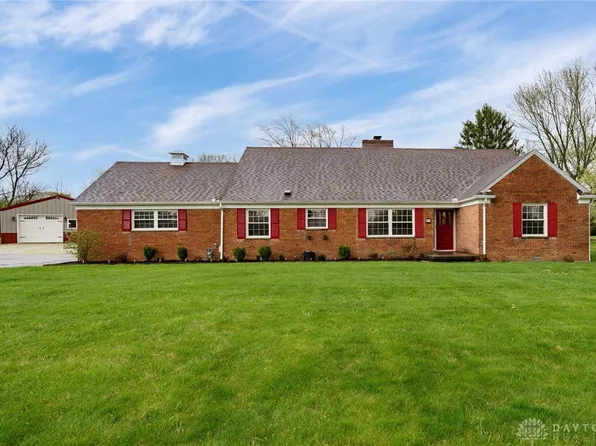 80 S Diamond Mill Rd, Clayton, OH 45315