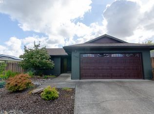 2068 SE 55th Ave, Hillsboro, OR 97123