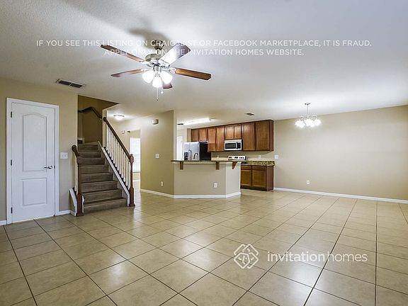 5th image of 365 Marco Ct