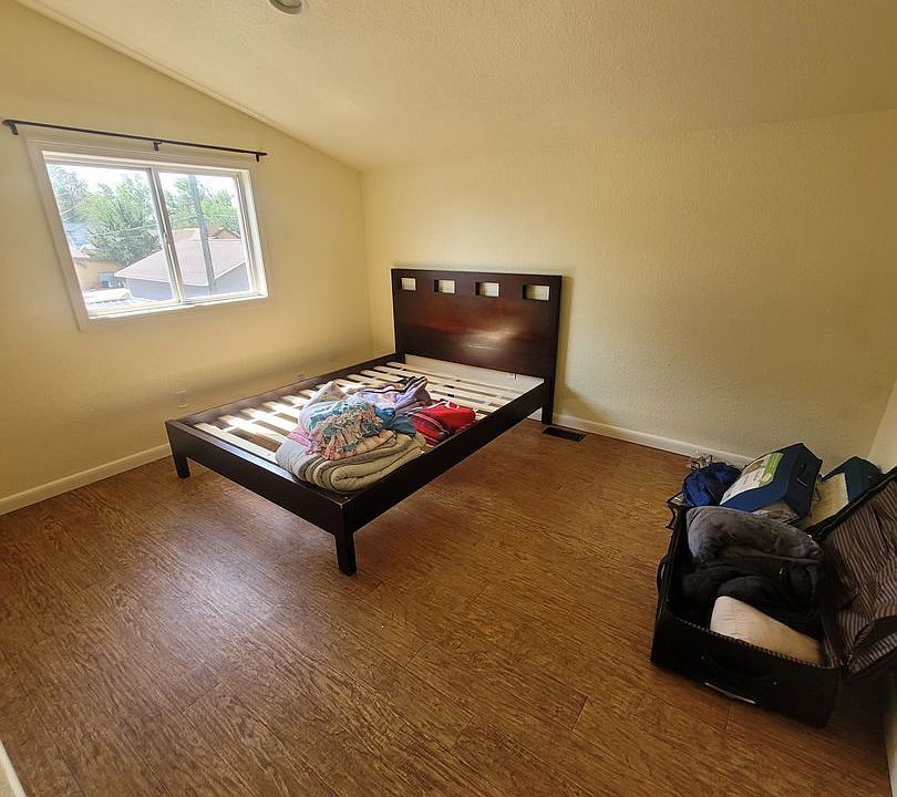 2nd image of 215 S Merriam Ave APT 2