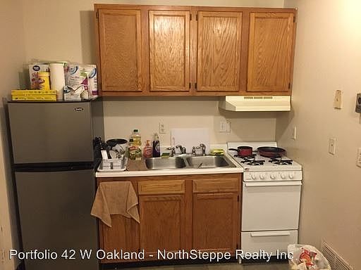 2nd image of 42 W Oakland Ave APT 1
