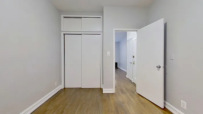 Rented by Compass | media 7